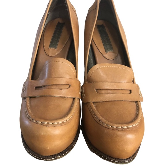 Banana Republic Leather loafer heel SZ 7 - Picture 4 of 16